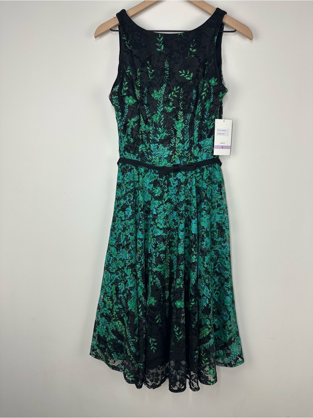 NEW! Julian Taylor Green & Black Printed Lace Dress, 6